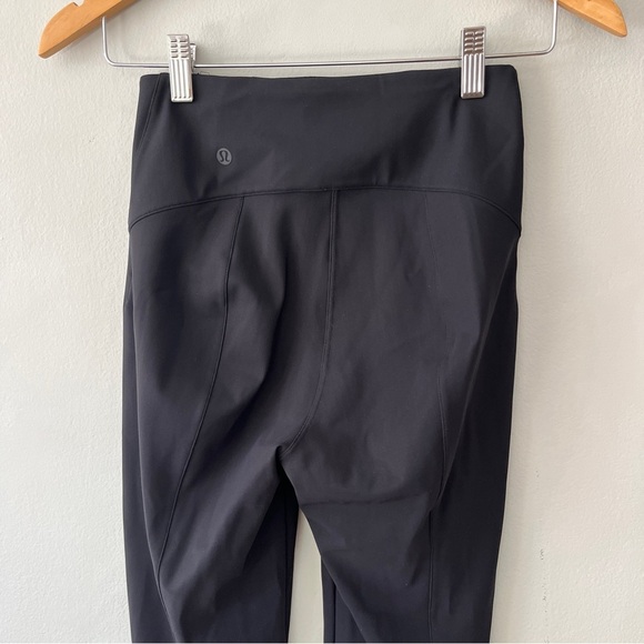 Lululemon Here to There High-Rise 7/8 Pant in Black Size 4 - Picture 8 of 9